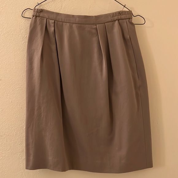 Jones New York 2 Piece Skirt Suit in Tan Beige Size 6P - Picture 4 of 11